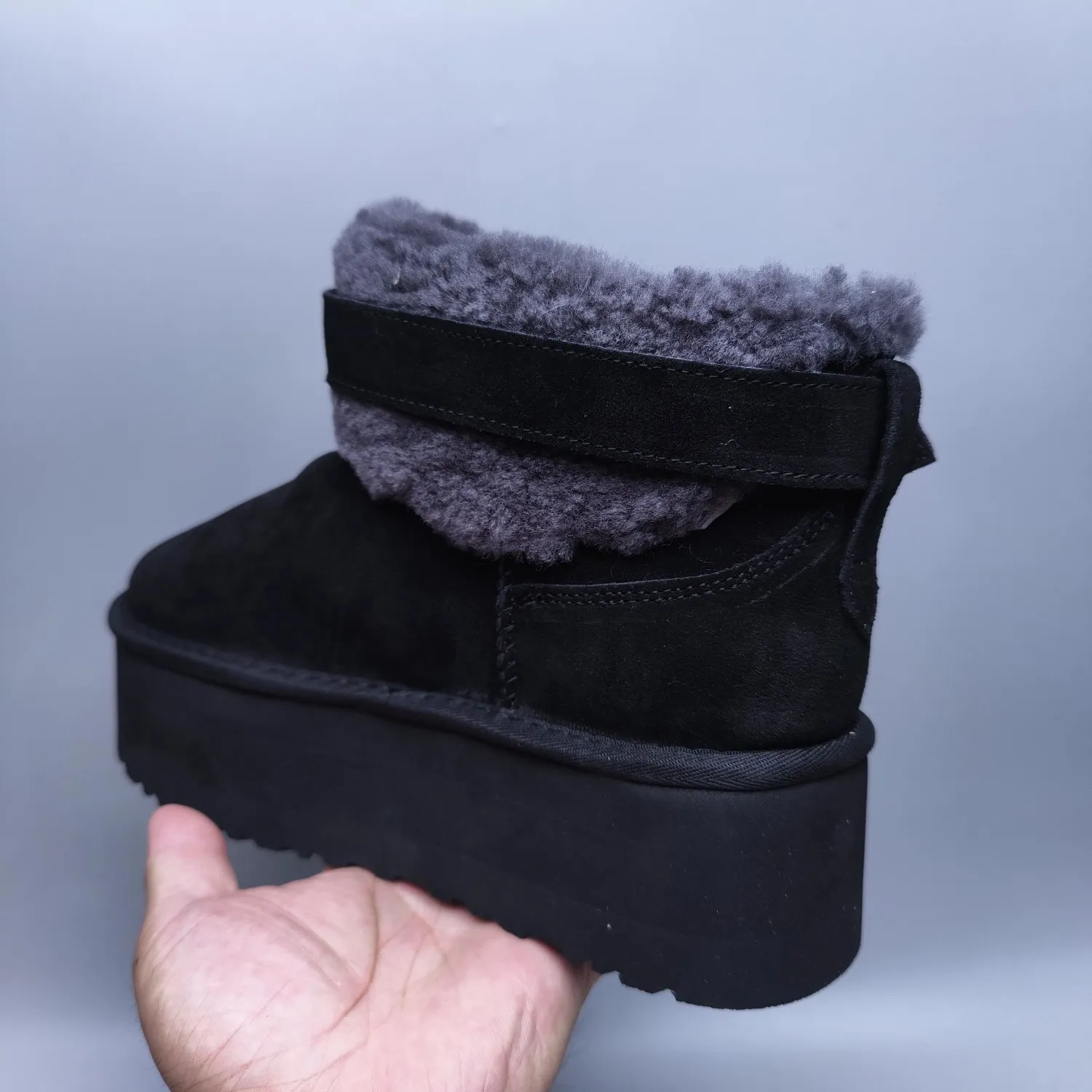💰560 UGG sheepskin all-in-one snow boots 4041 5 cm thick sole with increased height, suede belt buckle, trendy winter style, color: maroon, black, matching size: 35-41
